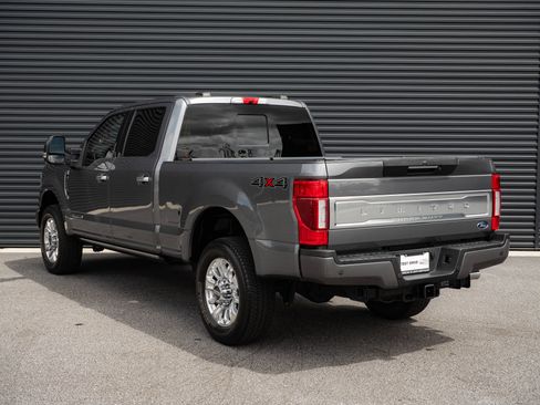 Used 2022 Ford F250 Limited AWD/4WD image 3