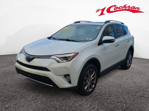 Used 2018 Toyota RAV4 Limited image 3