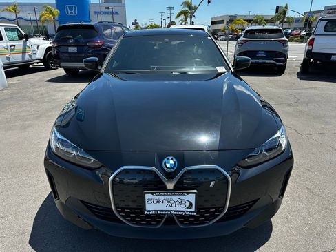 Used 2023 BMW i4 eDrive35 RWD image 3
