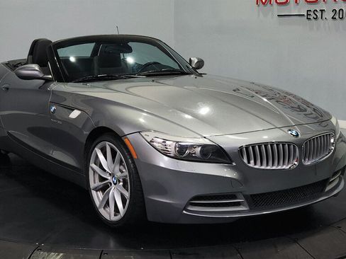 Used 2009 BMW Z4 sDrive35i RWD image 2