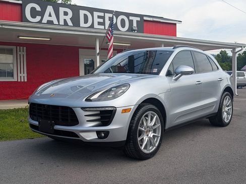 Used 2017 Porsche Macan S AWD/4WD image 2