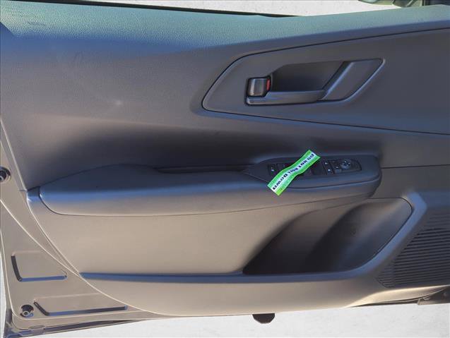 New 2026 Toyota Prius Plug-In Hybrid FWD image 10