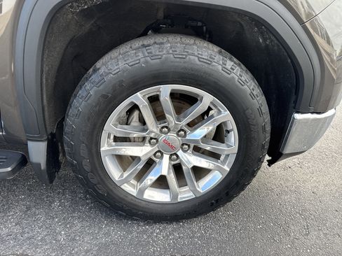 Used 2019 GMC Sierra 1500 SLT w/ SLT Premium Package image 12