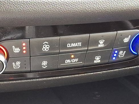 Certified 2024 Buick Enclave Avenir w/ Avenir Technology Package image 27