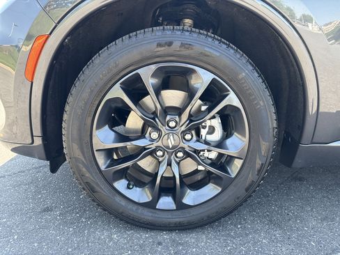 Certified 2024 Dodge Durango GT image 14