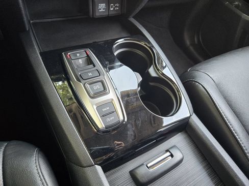 Used 2021 Honda Pilot Touring image 13