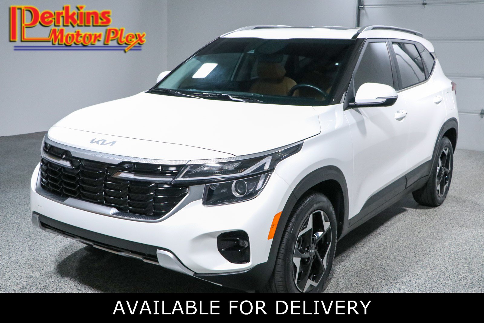 Used 2025 Kia Seltos EX w/ EX Sunroof Package FWD image 1