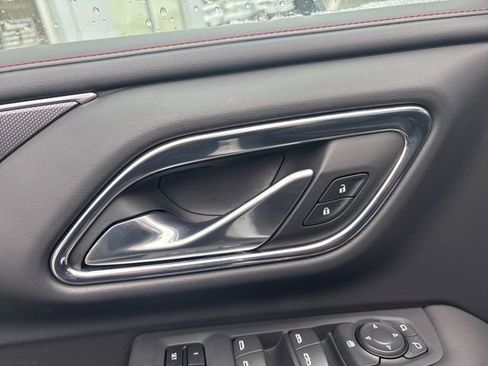 Used 2023 Chevrolet Tahoe RST image 13