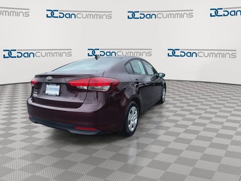 Used 2018 Kia Forte LX w/ LX Rear Camera Package FWD image 8