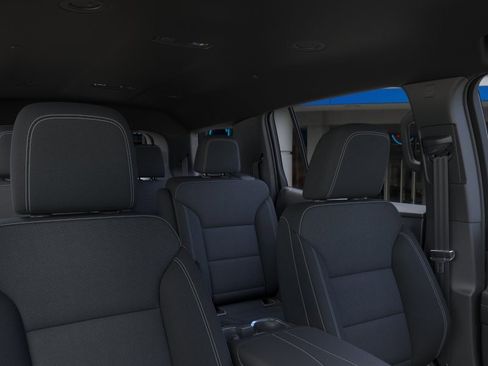 New 2026 Chevrolet Traverse LT w/ Driver Confidence Package FWD image 24