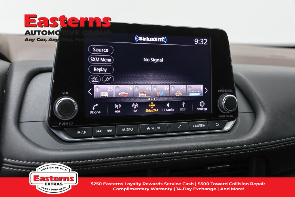 Used 2023 Nissan Rogue S AWD/4WD image 20