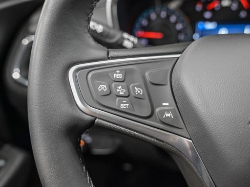 Used 2023 Chevrolet Equinox LT AWD/4WD image 19