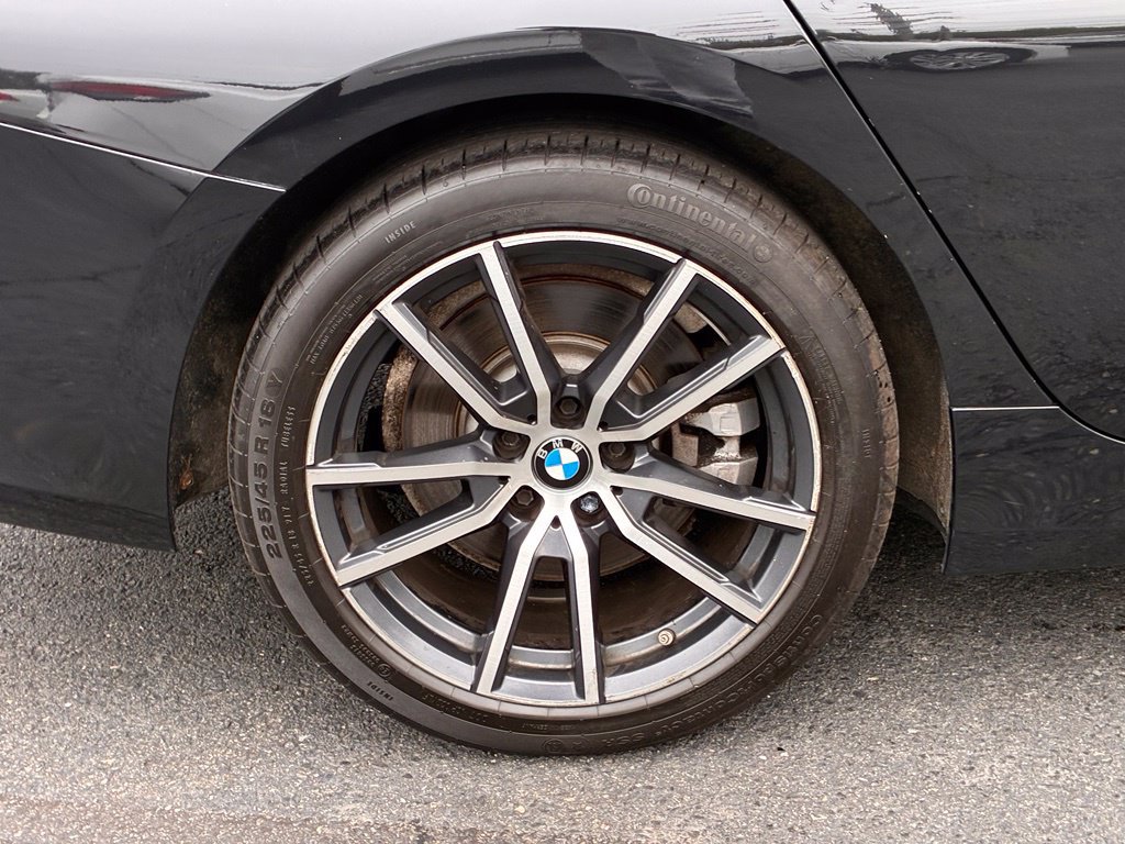 Used 2022 BMW 330i xDrive Sedan w/ Driving Assistance Package AWD/4WD image 50