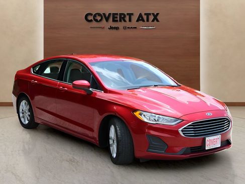 Used 2020 Ford Fusion SE FWD image 7