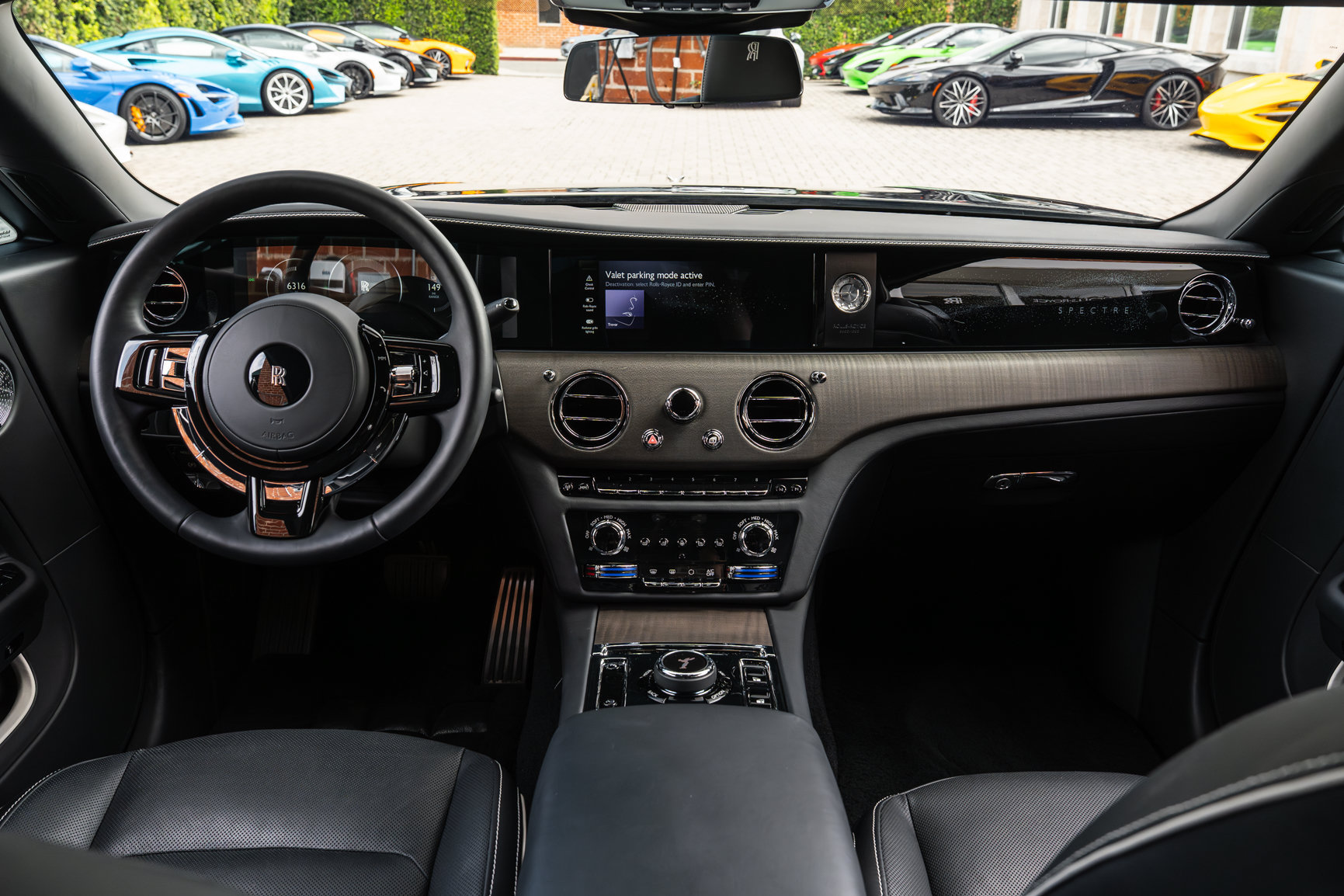 Used 2024 Rolls-Royce Spectre w/ Spectre Launch Package AWD/4WD image 4