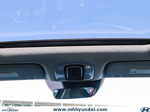 Certified 2023 Hyundai Elantra Limited FWD image 11