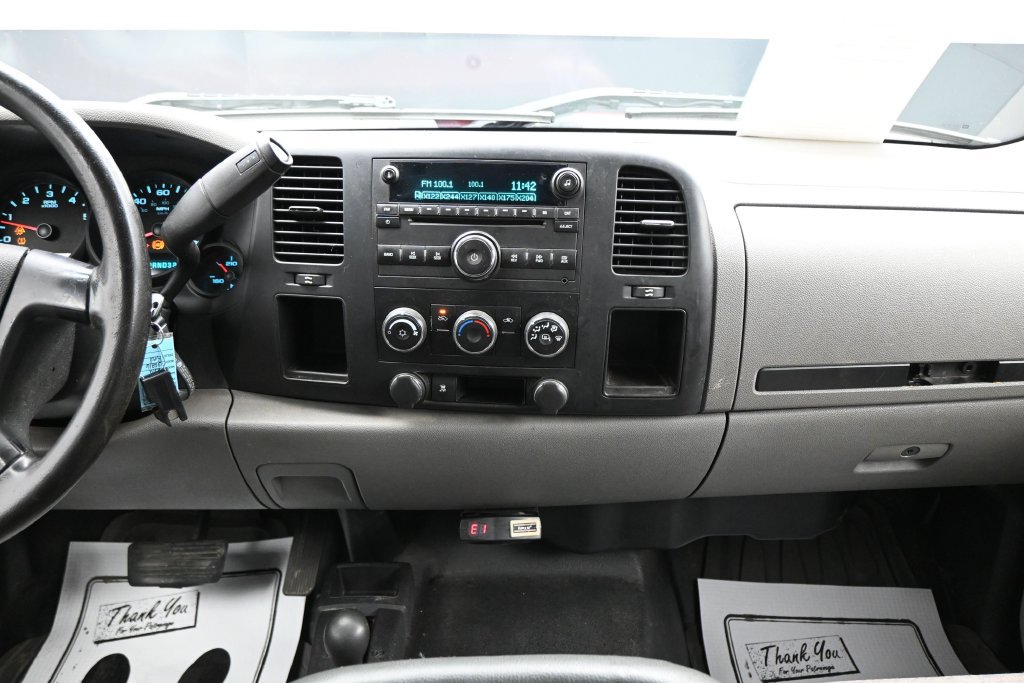 Used 2009 GMC Sierra 1500 W/T AWD/4WD image 19