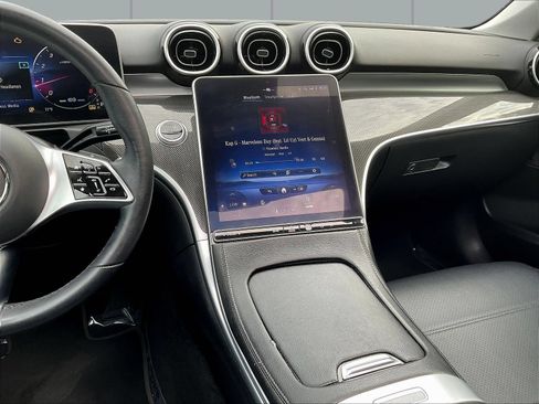 Used 2022 Mercedes-Benz C 300 Sedan image 11