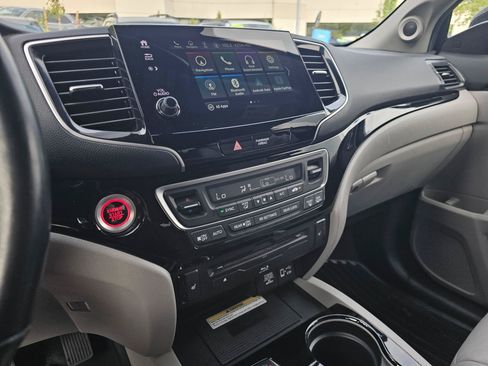 Used 2020 Honda Pilot Touring image 27