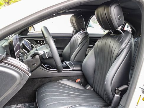 Certified 2022 Mercedes-Benz S 500 4MATIC image 18