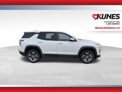 Used 2025 Chevrolet Equinox LT image 3