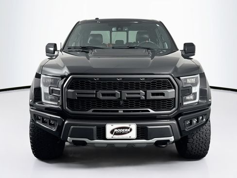 Used 2017 Ford F150 Raptor w/ Equipment Group 802A Luxury AWD/4WD image 4