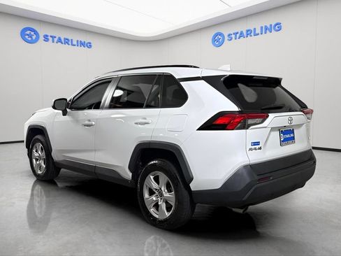 Used 2021 Toyota RAV4 XLE FWD image 6
