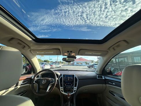 Used 2016 Cadillac SRX Luxury w/ Driver Awareness Package image 17