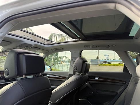 Used 2019 Audi Q5 2.0T Premium AWD/4WD image 17