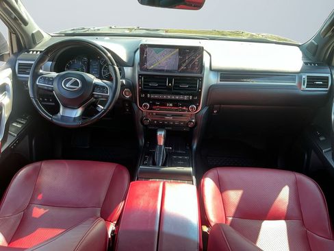 Used 2023 Lexus GX 460 Luxury w/ Sport Design Package image 11