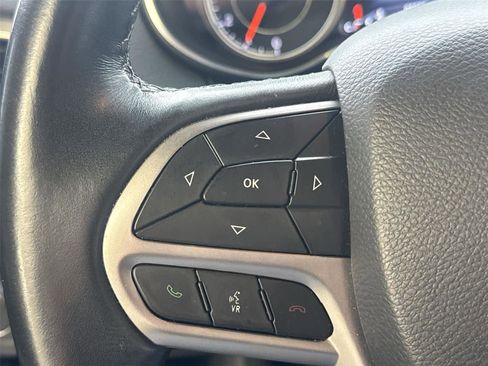 Used 2019 Jeep Cherokee High Altitude AWD/4WD image 24