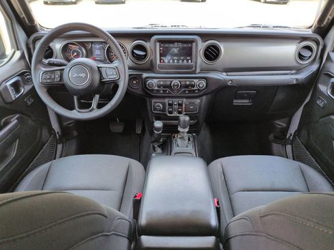 Used 2023 Jeep Gladiator Sport AWD/4WD image 20