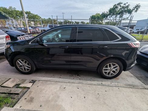 Used 2024 Ford Edge SEL AWD/4WD image 10