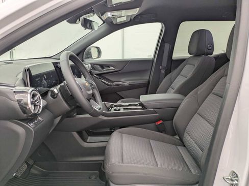 New 2026 Chevrolet Equinox LT image 16