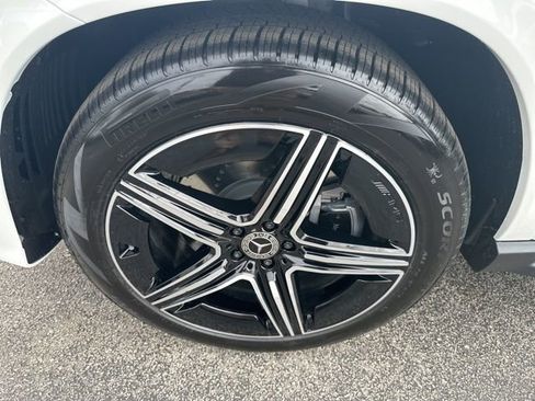 New 2026 Mercedes-Benz GLE 450 4MATIC image 11
