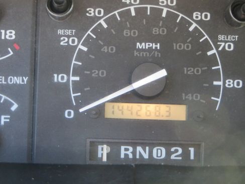 Used 1996 Ford F250 XLT image 16