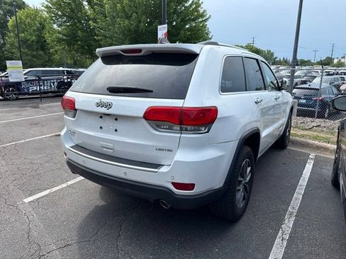 Used 2018 Jeep Grand Cherokee Limited AWD/4WD image 2