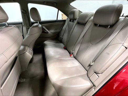 Used 2011 Toyota Camry XLE w/ XLE Extra-Value Pkg #2 image 35