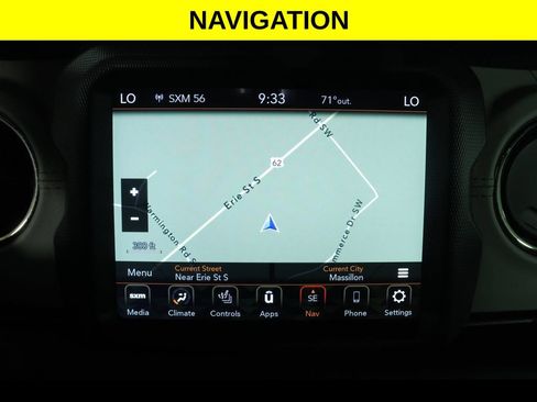 Used 2022 Jeep Wrangler Unlimited Sahara AWD/4WD image 11