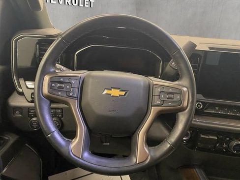 Used 2024 Chevrolet Silverado 2500 High Country w/ Technology Package AWD/4WD image 26