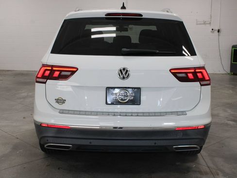Used 2019 Volkswagen Tiguan SEL FWD image 8