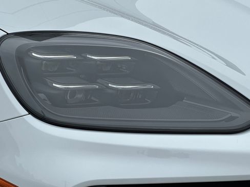 Certified 2024 Porsche Cayenne Turbo GT AWD/4WD image 38