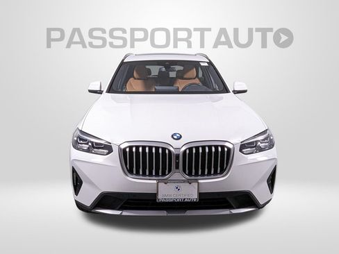Used 2024 BMW X3 xDrive30i w/ Premium Package w/ZPA AWD/4WD image 10