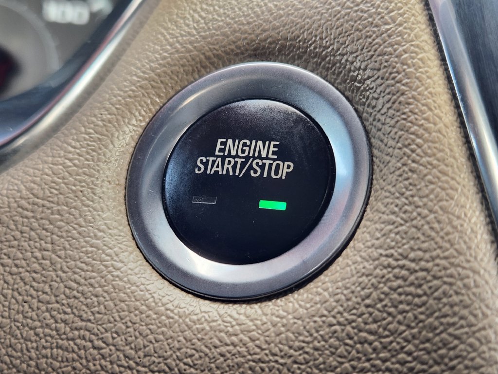 Used 2023 Chevrolet Traverse LS FWD image 23