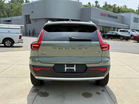 Used 2023 Volvo XC40 B5 Plus w/ Driver Assist Package AWD/4WD image 13