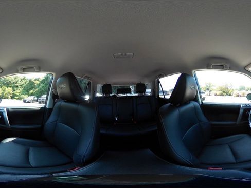 Used 2024 Toyota 4Runner TRD Sport image 37