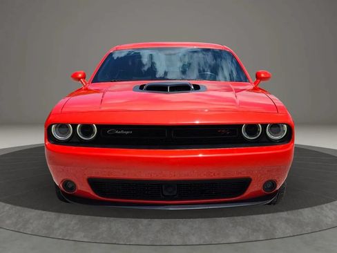 Used 2016 Dodge Challenger R/T Plus RWD image 11