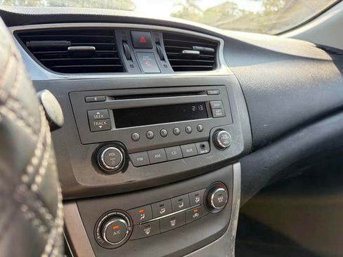 Used 2013 Nissan Sentra SV image 13