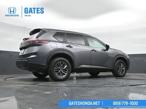 Used 2024 Nissan Rogue S AWD/4WD image 36