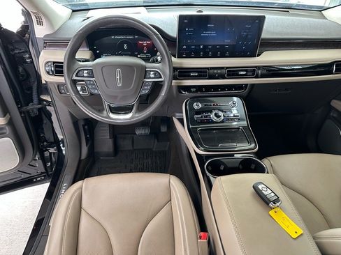 Used 2022 Lincoln Nautilus Reserve w/ Equipment Group 202A image 31